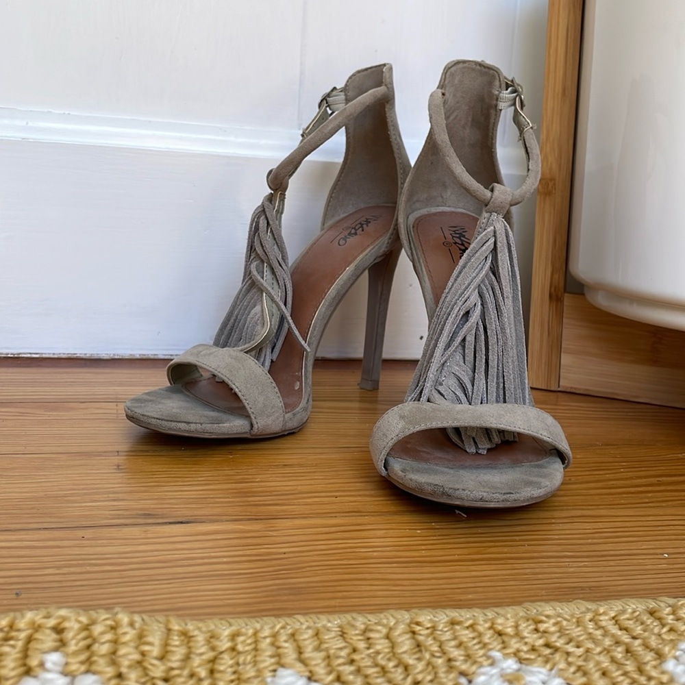 Mossimo Fringe Tassel Suede High Heels - Women's Size 7.5